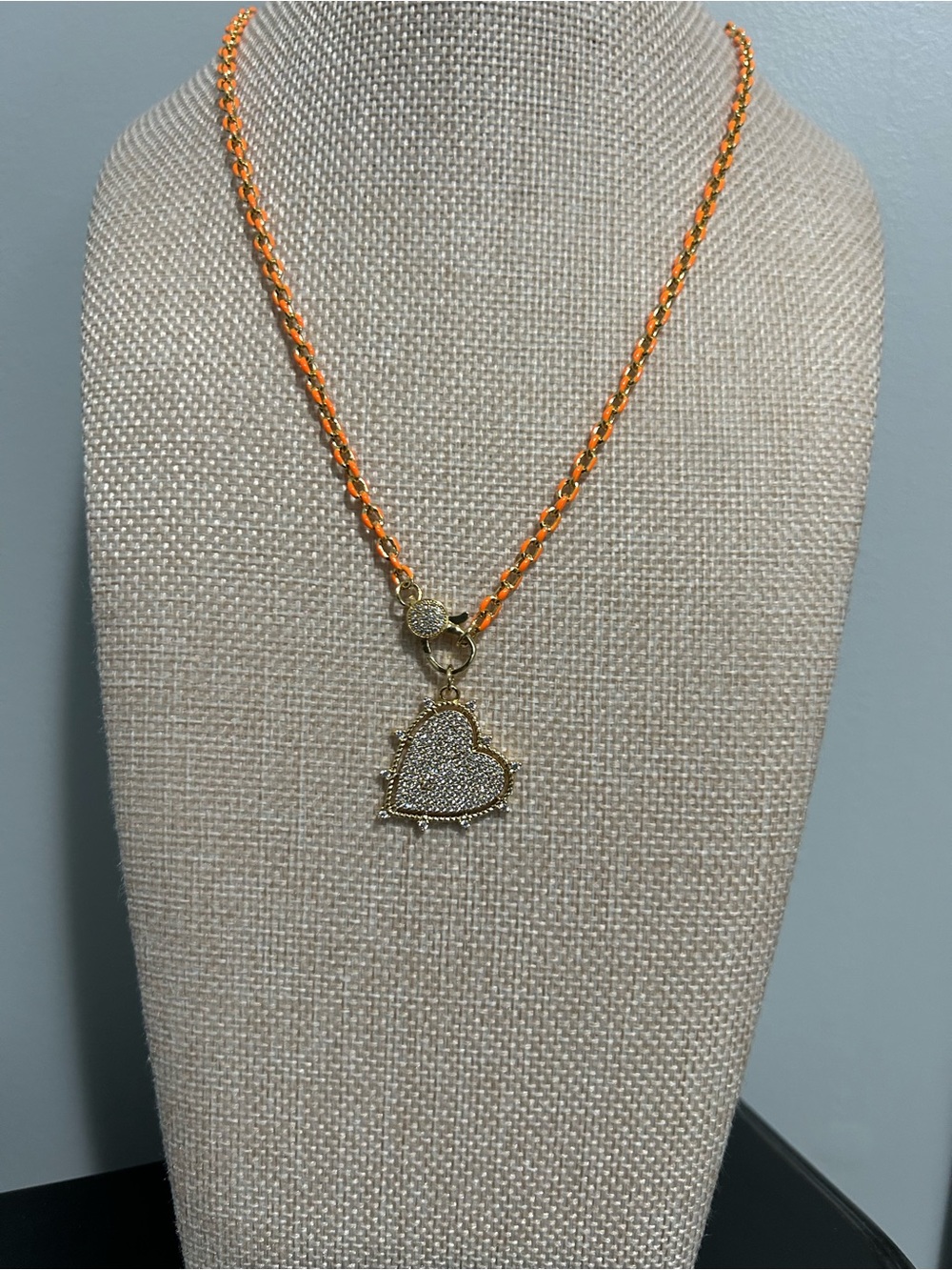 Gold Chain Necklace w/ Neon Orange Detail & Pave Heart Pendant|Magnetic Clasp